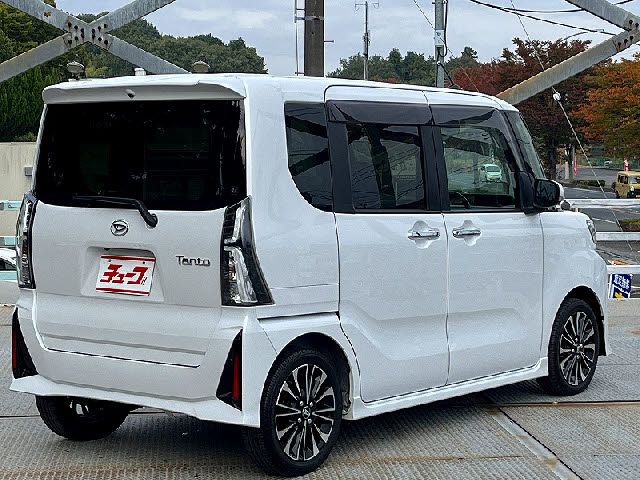 DAIHATSU TANTO CUSTOM 2023 Image 31