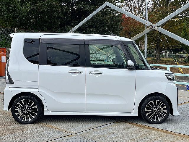 DAIHATSU TANTO CUSTOM 2023 Image 31