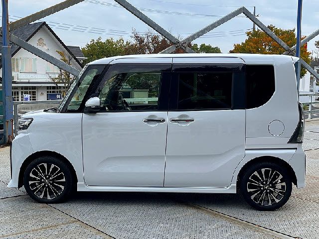 DAIHATSU TANTO CUSTOM 2023 Image 31