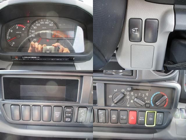 HINO DUTRO 2012 Image 31