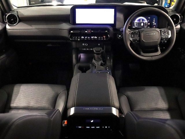 TOYOTA LANDCRUISER 250 2025 Image 31