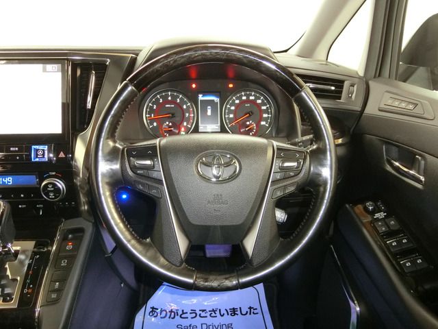TOYOTA ALPHARD 2018 Image 31