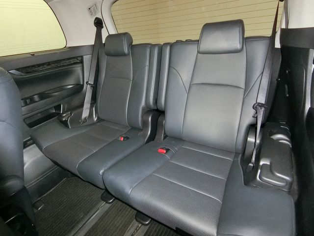 TOYOTA ALPHARD 2018 Image 31