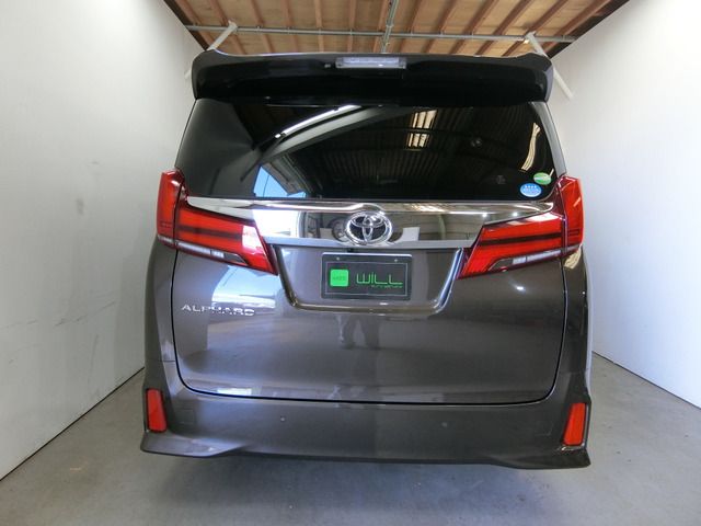 TOYOTA ALPHARD 2018 Image 31
