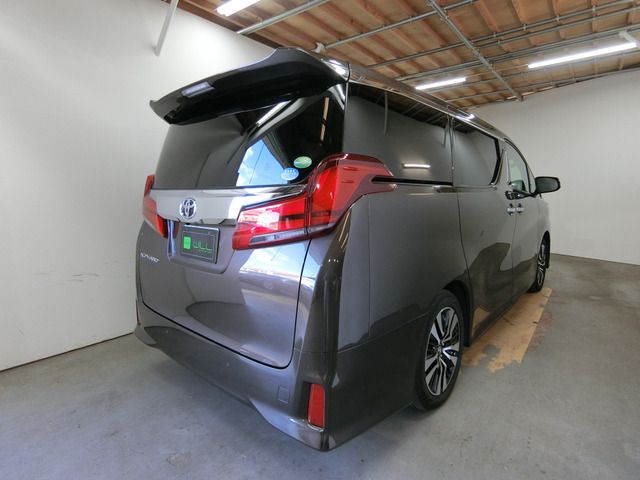 TOYOTA ALPHARD 2018 Image 31