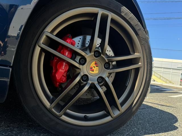 PORSCHE 911 2012 Image 31