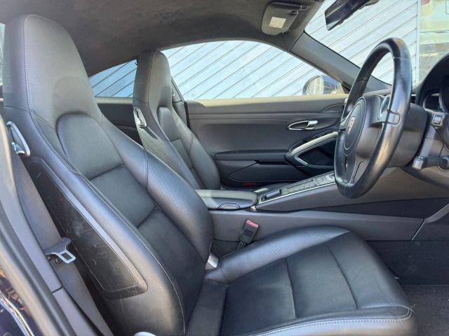 PORSCHE 911 2012 Image 31