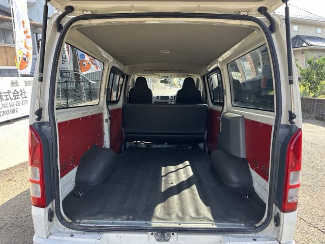 TOYOTA HIACE VAN 2WD 2006 Image 31