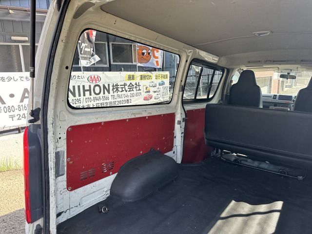 TOYOTA HIACE VAN 2WD 2006 Image 31