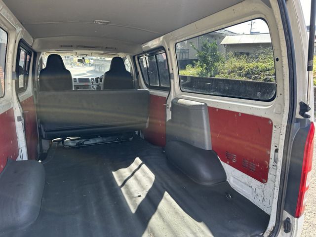 TOYOTA HIACE VAN 2WD 2006 Image 31