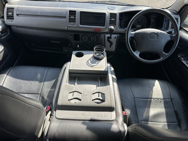 TOYOTA HIACE VAN 2WD 2006 Image 31