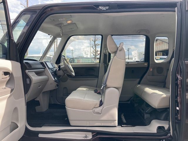 DAIHATSU TANTO 2015 Image 31