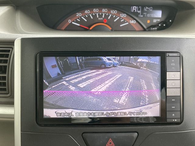 DAIHATSU TANTO 2015 Image 31