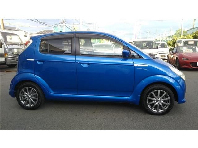 SUBARU R2 2009 Image 31