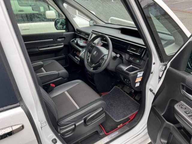 HONDA STEPWAGON SPADA 4WD 2015 Image 31