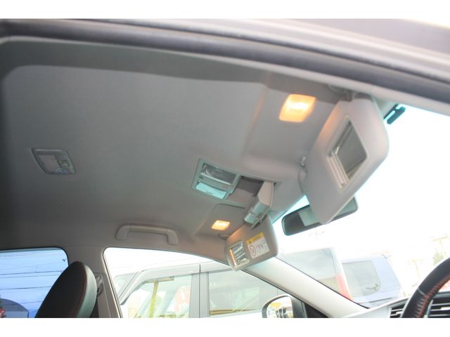 TOYOTA MARK X 2016 Image 31