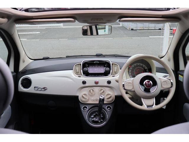 FIAT 500C 2018 Image 31