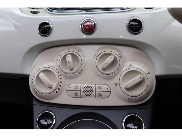 FIAT 500C 2018 Image 31