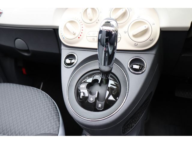 FIAT 500C 2018 Image 31