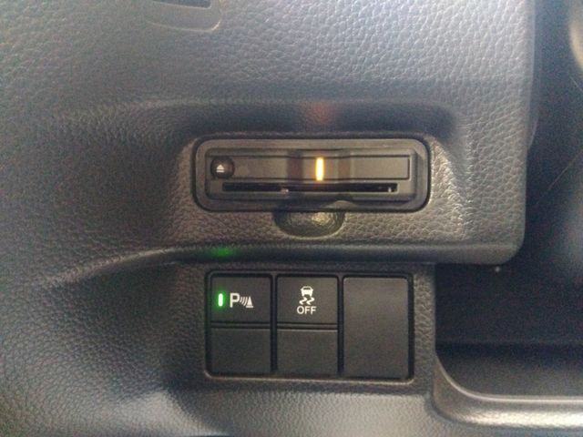 HONDA N BOX CUSTOM 4WD 2022 Image 31