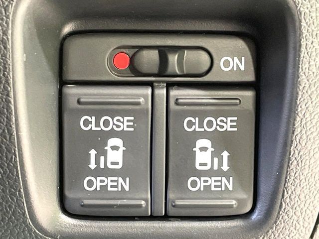 HONDA N BOX 2015 Image 31