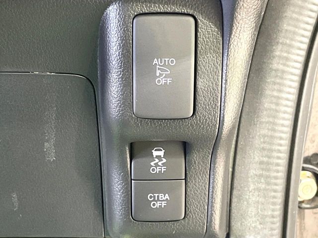 HONDA N BOX 2015 Image 31