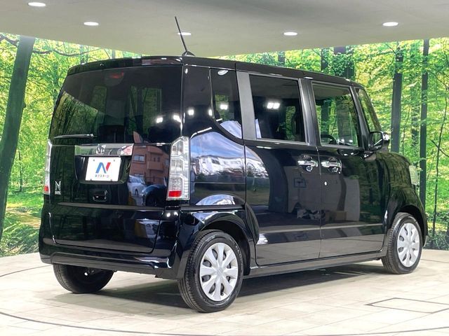 HONDA N BOX 2015 Image 31