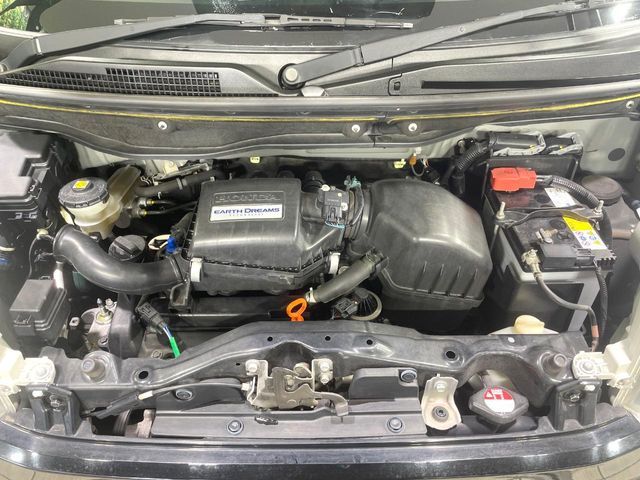 HONDA N BOX 2015 Image 31