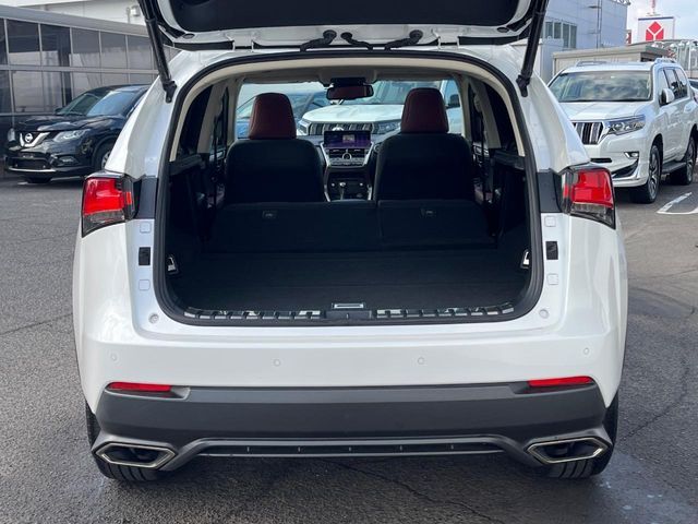 TOYOTA LEXUS NX300 2018 Image 31