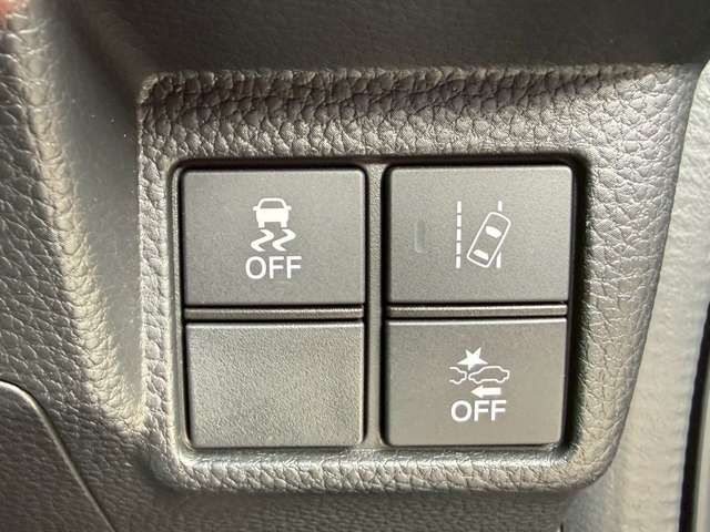 HONDA N BOX CUSTOM 2020 Image 31