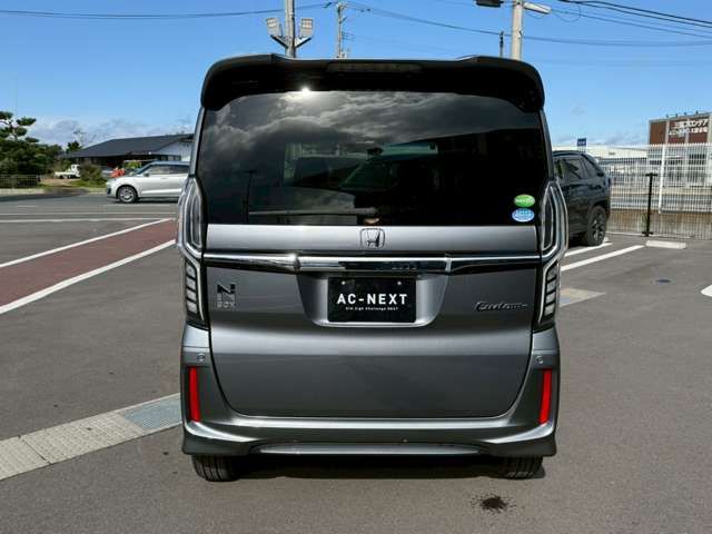 HONDA N BOX CUSTOM 2020 Image 31