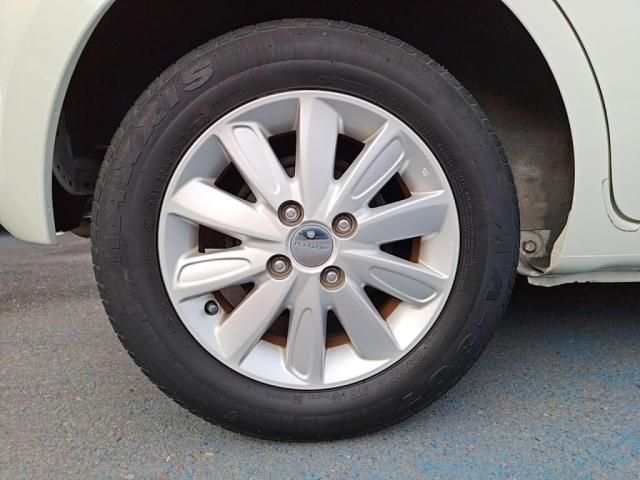 NISSAN MARCH 2017 Image 31