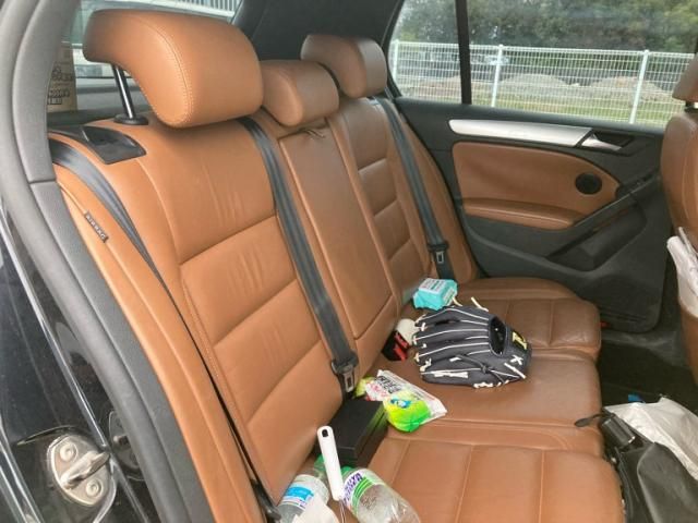 VOLKSWAGEN GOLF 2011 Image 31