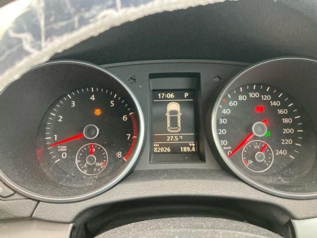 VOLKSWAGEN GOLF 2011 Image 31