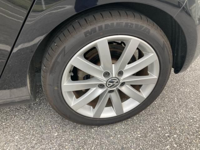 VOLKSWAGEN GOLF 2011 Image 31