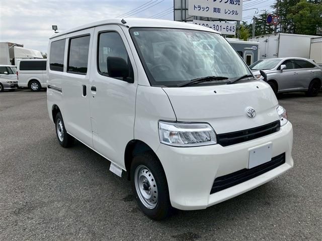 TOYOTA TOWNACE VAN 2WD 2025 Image 31
