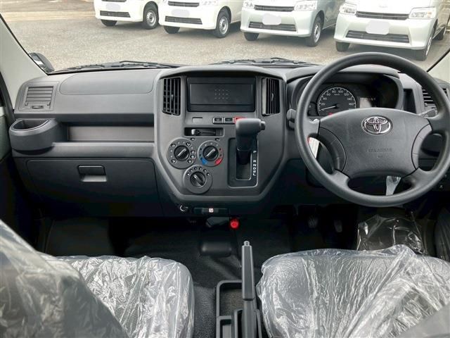 TOYOTA TOWNACE VAN 2WD 2025 Image 31