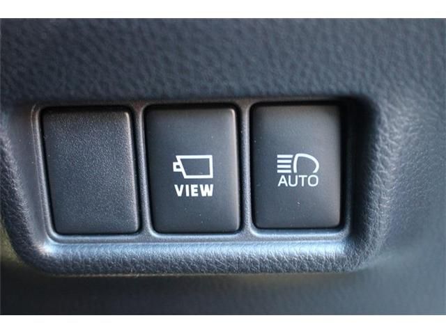 TOYOTA C-HR 2019 Image 31