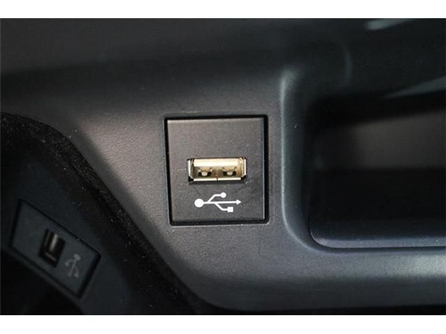 TOYOTA C-HR 2019 Image 31