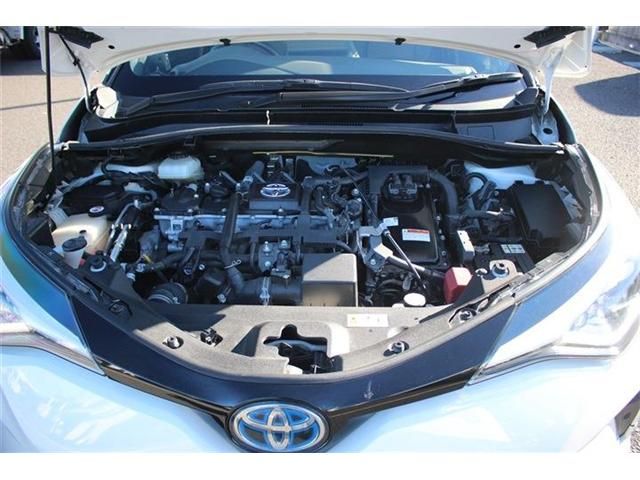 TOYOTA C-HR 2019 Image 31