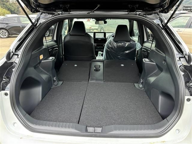 TOYOTA YARIS CROSS 2025 Image 31