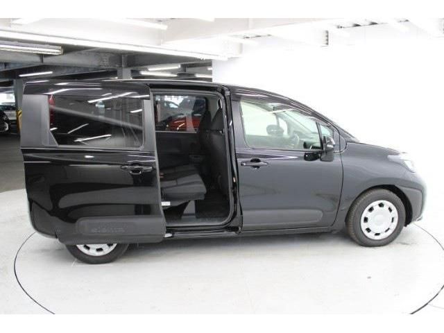 TOYOTA SIENTA HYBRID 2023 Image 31