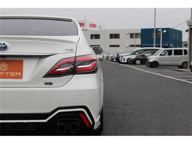 TOYOTA CROWN SEDAN HYBRID 2019 Image 31