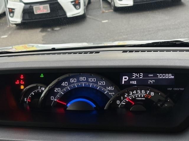 DAIHATSU WAKE 2014 Image 31