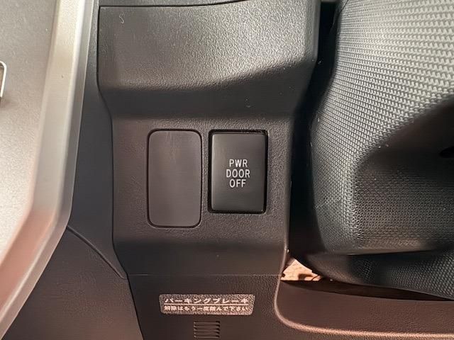 DAIHATSU WAKE 2014 Image 31