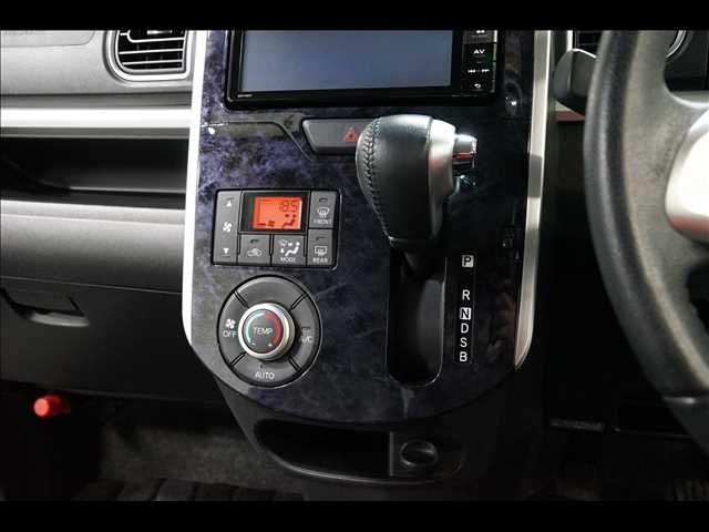 DAIHATSU TANTO CUSTOM 2017 Image 31