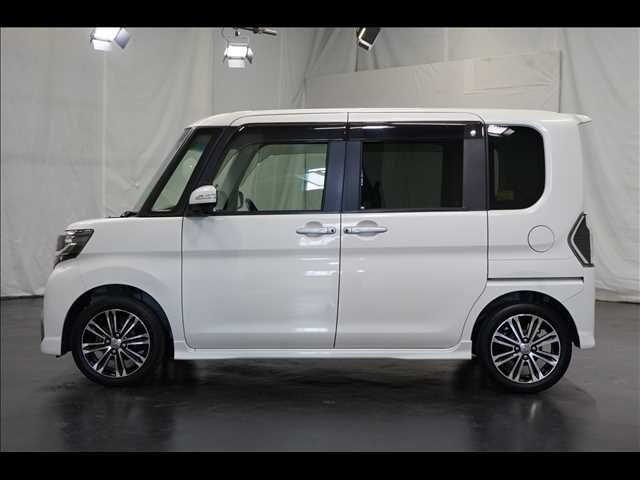 DAIHATSU TANTO CUSTOM 2017 Image 31