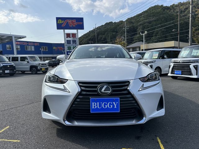 TOYOTA LEXUS IS200T 2016 Image 31