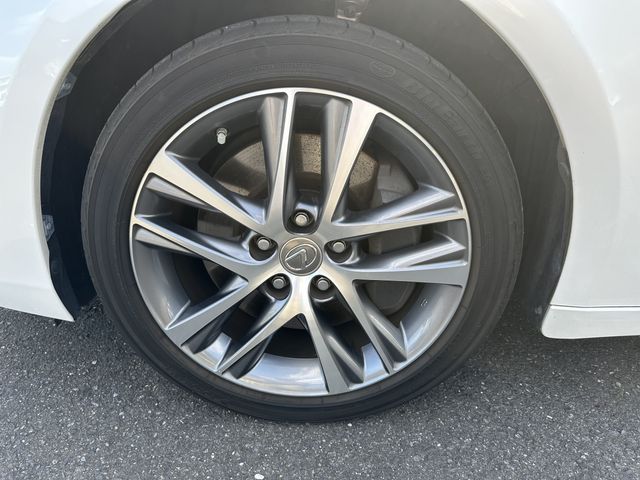 TOYOTA LEXUS IS200T 2016 Image 31