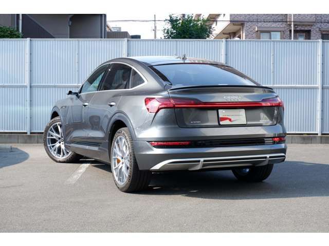 AUDI E-TRON SPORTBAC 2021 Image 31